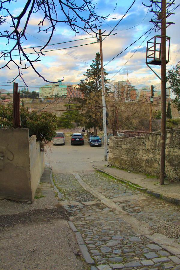 Tiny Old Tbilisi Apartment Luaran gambar